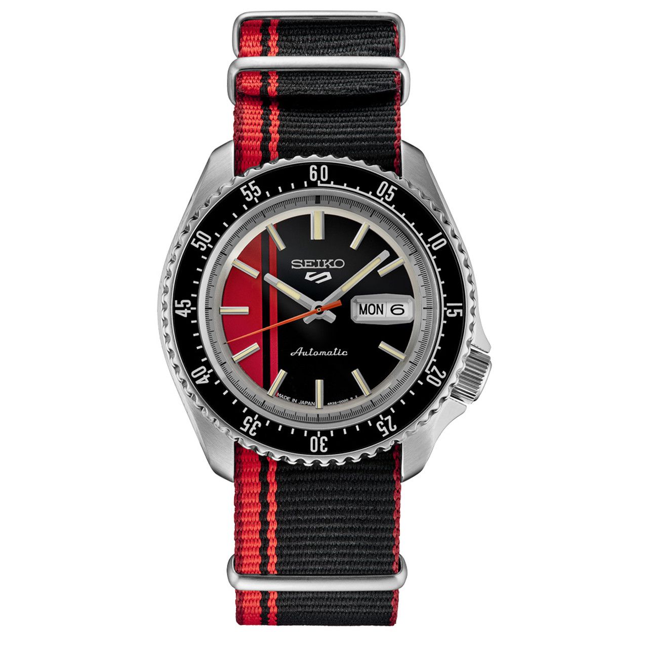 automatic men&#39;s watch Seiko 5 Sports SKX Style SRPK71 42.5mm 100m WR fabric strap Made in Japan
