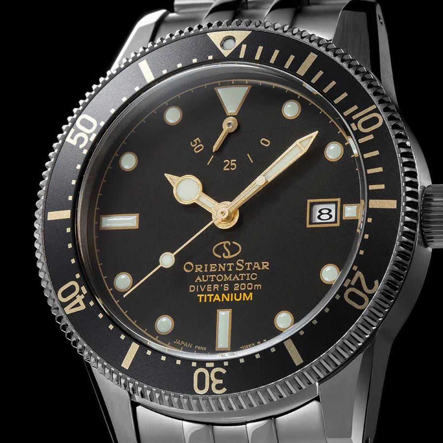 TITANIUM ORIENT STAR RK-AU0702B JDM M42 Diver 1964 2nd Edition F6 Date 200m Titanium Watch 200 PCS JDM (Japanese domestic market)