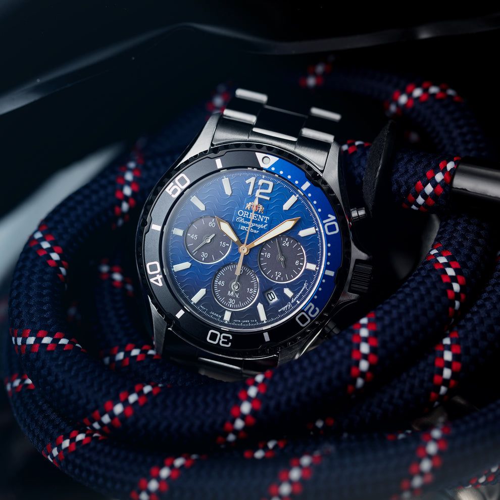solar chronograph men&#39;s watch Orient Sports Chronograph BLUE Panda RA-TX0208L Limited Edition  42.8mm 200m WR sapphire crystal sapphire crystal steel strap (solar or light powered)