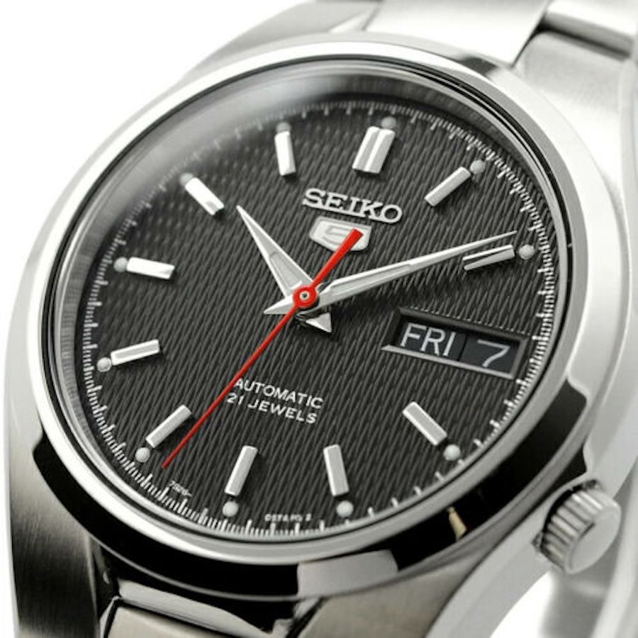 Seiko Men&#39;s Automatic Watch 5 SNK607K1 black dial steel