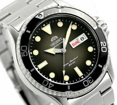 Orient New Kamasu RA-AA0810N automatic Divers men's watch black dial 41.8mm Sapphire glass stainless steel bracelet 200m water resist