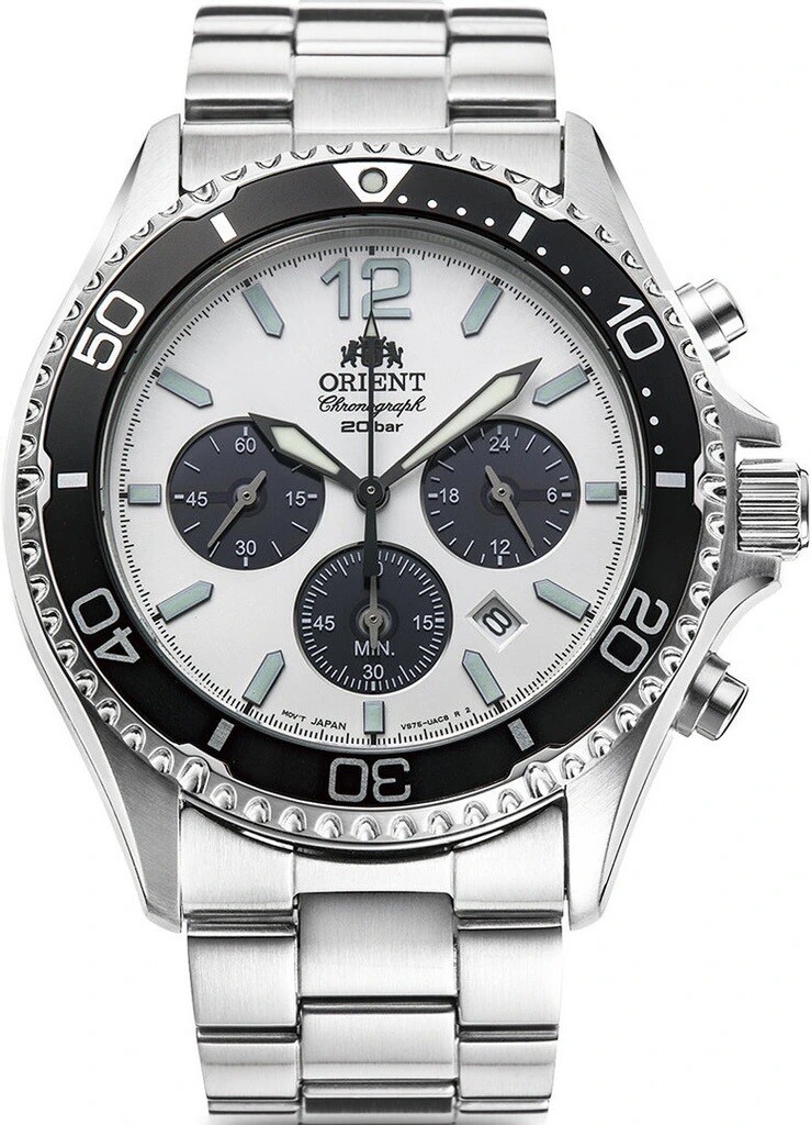 Orient Kamasu Panda Solar RA-TX0203S Chronograph 42.8mm 200m WR Solar Powered sapphire crystal stainless steel bracelet divers men’s watch