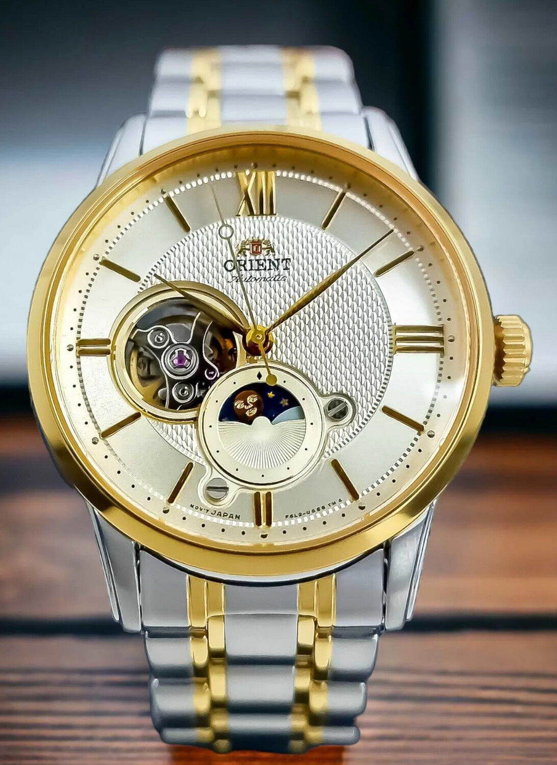 automatic men's watch Orient Contemporary Sun &amp; Moon RA-AS0007S 42mm 50m WR sapphire crystal stainless steel strap