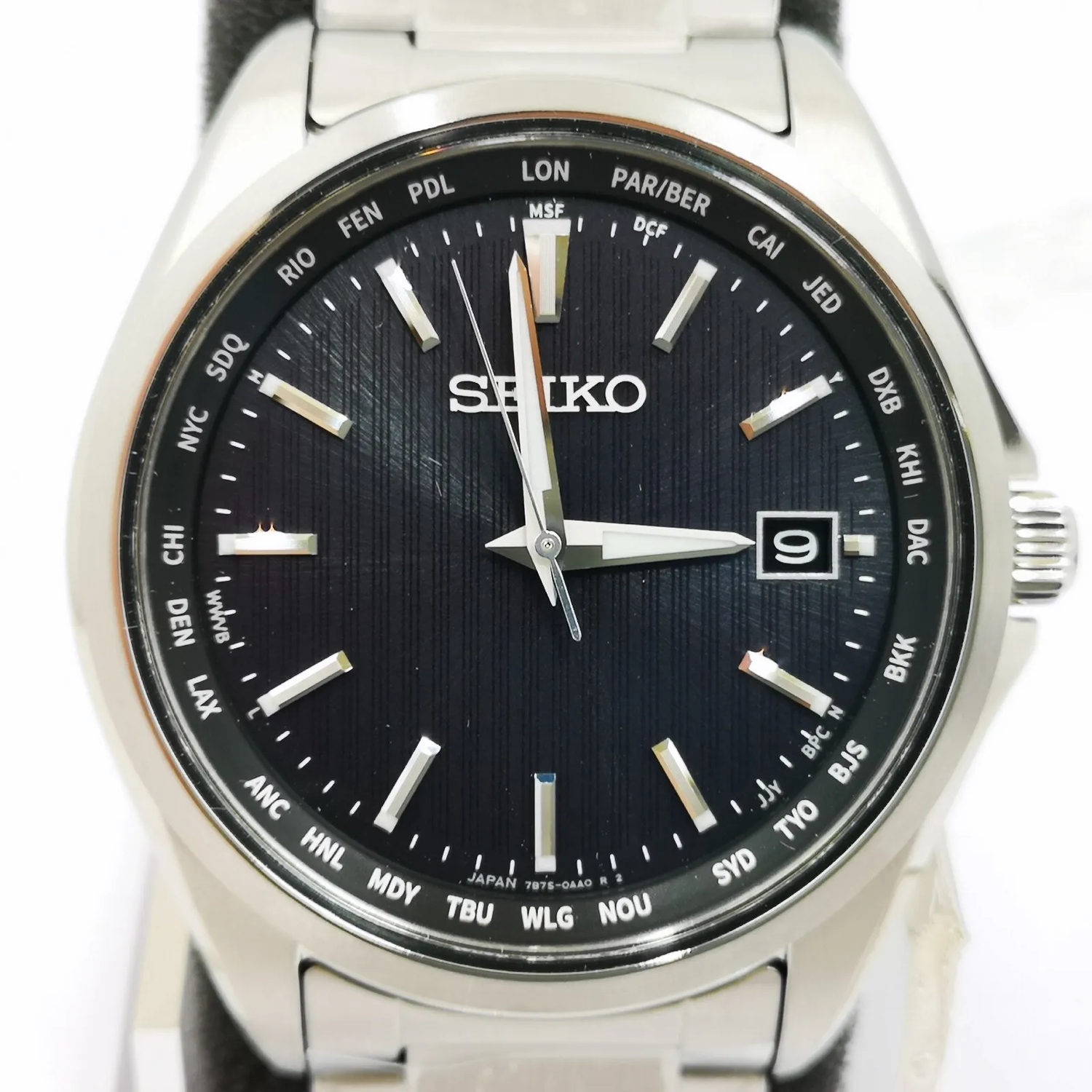 Seiko Selection SBTM291 JDM 39.5MM 100m WR sapphire crystal titanium solar radio-controlled watch titanium strap JDM (Japan Domestic Market)