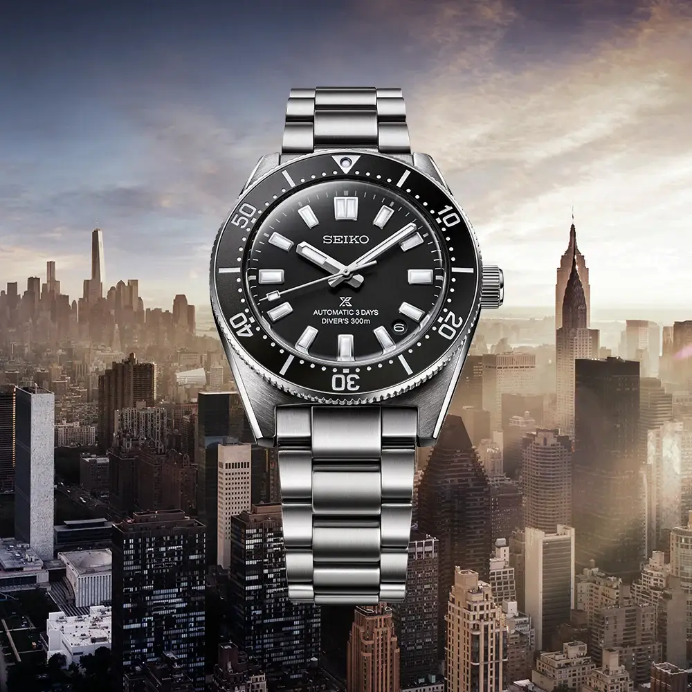 Seiko Prospex Scuba Divers SBDC197 JDM 40mm 300m WR automatic diver's watch men's anti-reflective sapphire crystal steel strap made in Japan JDM (Japanese domestic market)