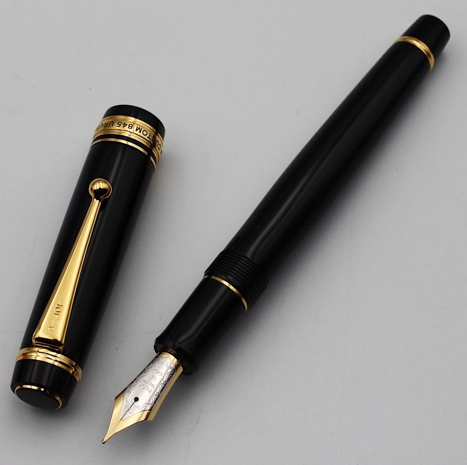 Pilot Custom 845 Urushi Fountain Pen FKV-5MR-B-M JDM - Black Ebonite - 18K Gold Nib Bicolor (#15) made in Japan JDM (Japanese Domestic Market)