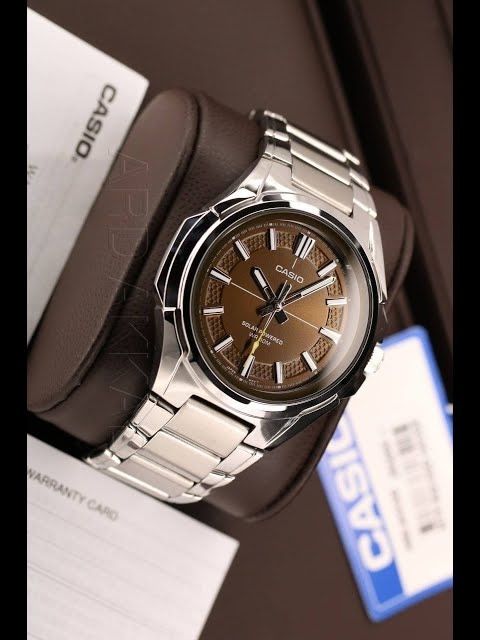 Casio MTP-RS100D-5AV Classic Men's Solar Watch, 46mm, 50m Water Resistance, Steel Strap, Solar-Powered Quartz Movement (powered by solar energy or light)