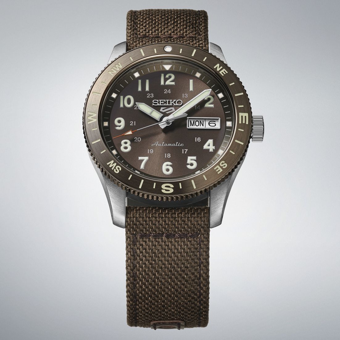 Seiko 5 Sports Kohaku Compass Men's Automatic Watch HDB009J JDM Made in Japan English-Kanji 41mm 100m WR Nylon Strap JDM (Japanese Domestic Market)