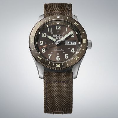 Seiko 5 Sports Kohaku Compass Men's Automatic Watch HDB009J JDM Made in Japan English-Kanji 41mm 100m WR Nylon Strap JDM (Japanese Domestic Market) Seiko 5 Sports Kohaku Compass Men's Automatic Watch HDB009J JDM Made in Japan English-Kanji 41mm 100m WR Nylon Strap JDM (Japanese Domestic Market)