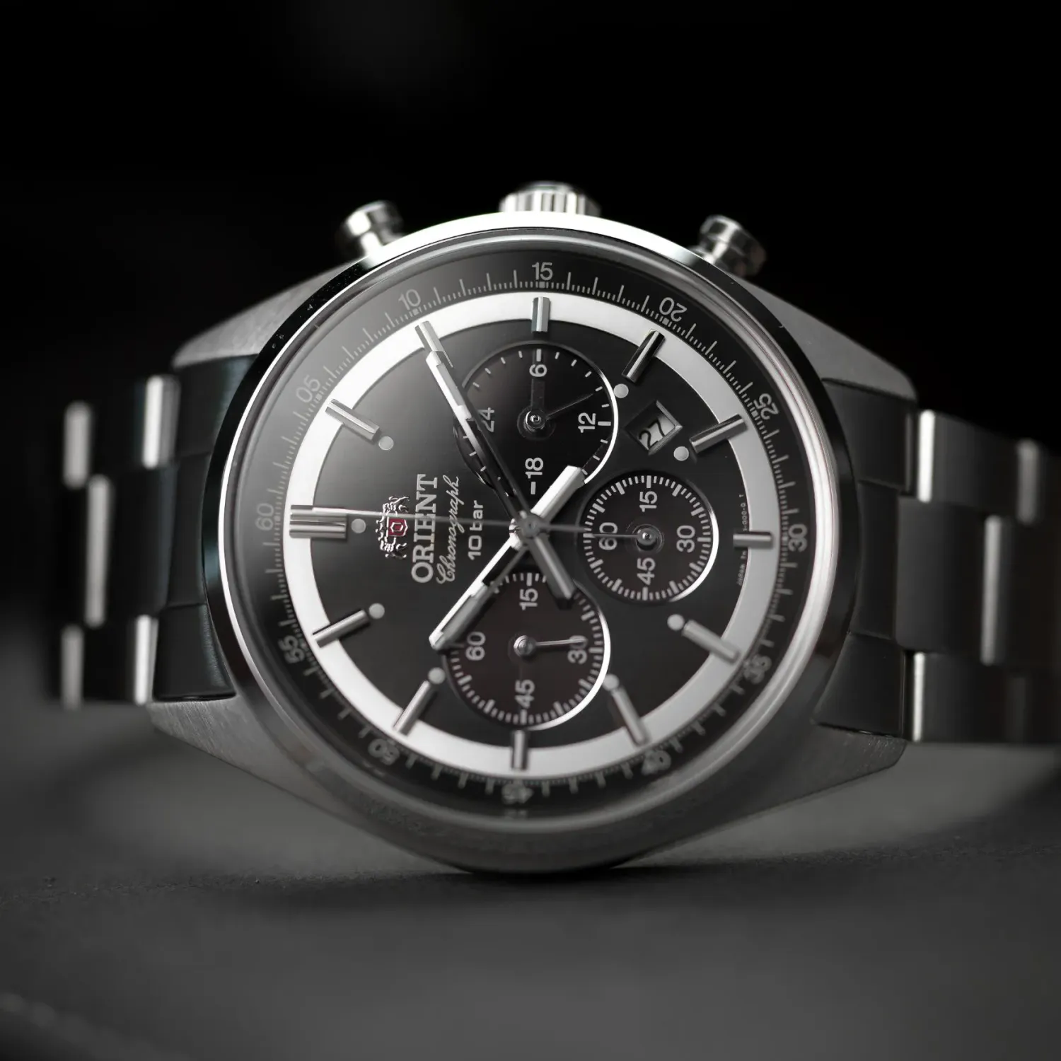 Orient Kōboku Panda Neo’s 70 WV0011TX Men’s Solar Chronograph Watch, 42 mm, JDM (Made in Japan), Steel Strap, 100m Water Resistance, JDM (Japanese Domestic Market)