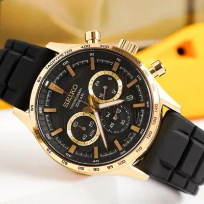 Seiko Discover More SSB446P1 Men's Chronograph Watch, 43mm, 100m Water Resistance, Sapphire Crystal, Silicone Strap