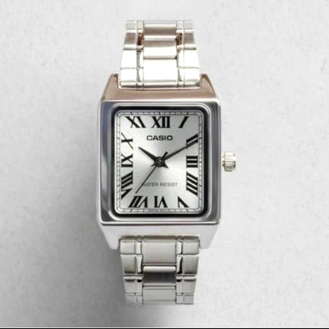 Casio LTP-V007D-7B Classic Women's Quartz Watch 31 × 22 × 7.5 mm stainless steel case and band