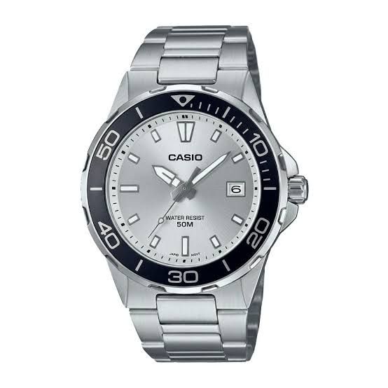 Casio Timeless MTD-145D-7A Men's Watch with Stainless Steel Strap