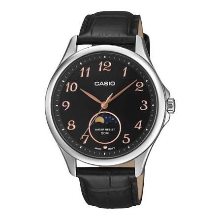 Casio Men's MTP-M110L-1A Analog Square Watch with Black Leather Strap