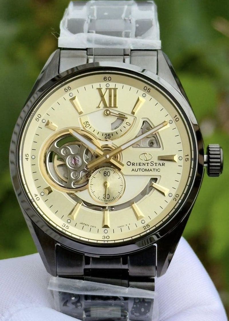 Orient Star Joker Two-Tone Men's Automatic Watch RK-AV0130G JDM 41mm 100m Water Resistance Sapphire Crystal Stainless Steel Strap 50-Hour Power Reserve JDM (Japanese Domestic Market)