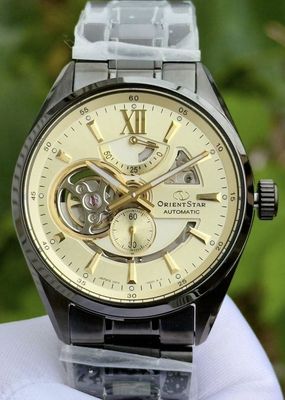 Orient Star Joker Two-Tone Men's Automatic Watch RK-AV0130G JDM 41mm 100m Water Resistance Sapphire Crystal Stainless Steel Strap 50-Hour Power Reserve JDM (Japanese Domestic Market)