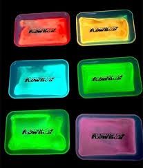 FlowTray Glow in the Dark Rolling Tray