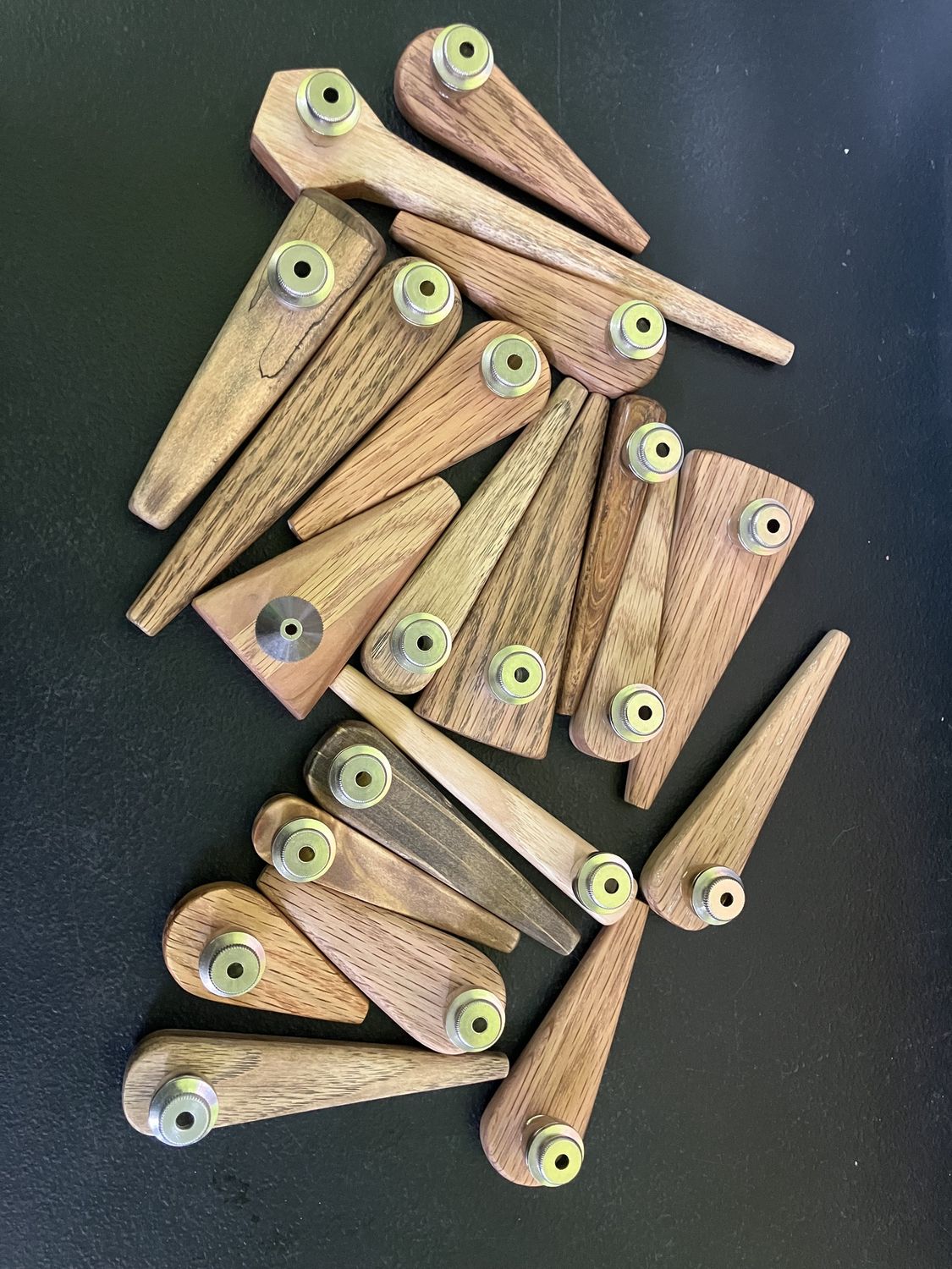 Metal Bowl Wooden Pipe