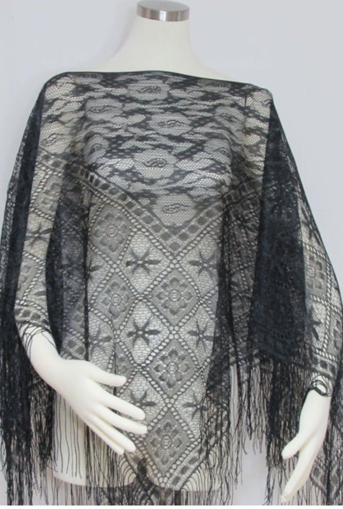 BLACK LACE PONCHO