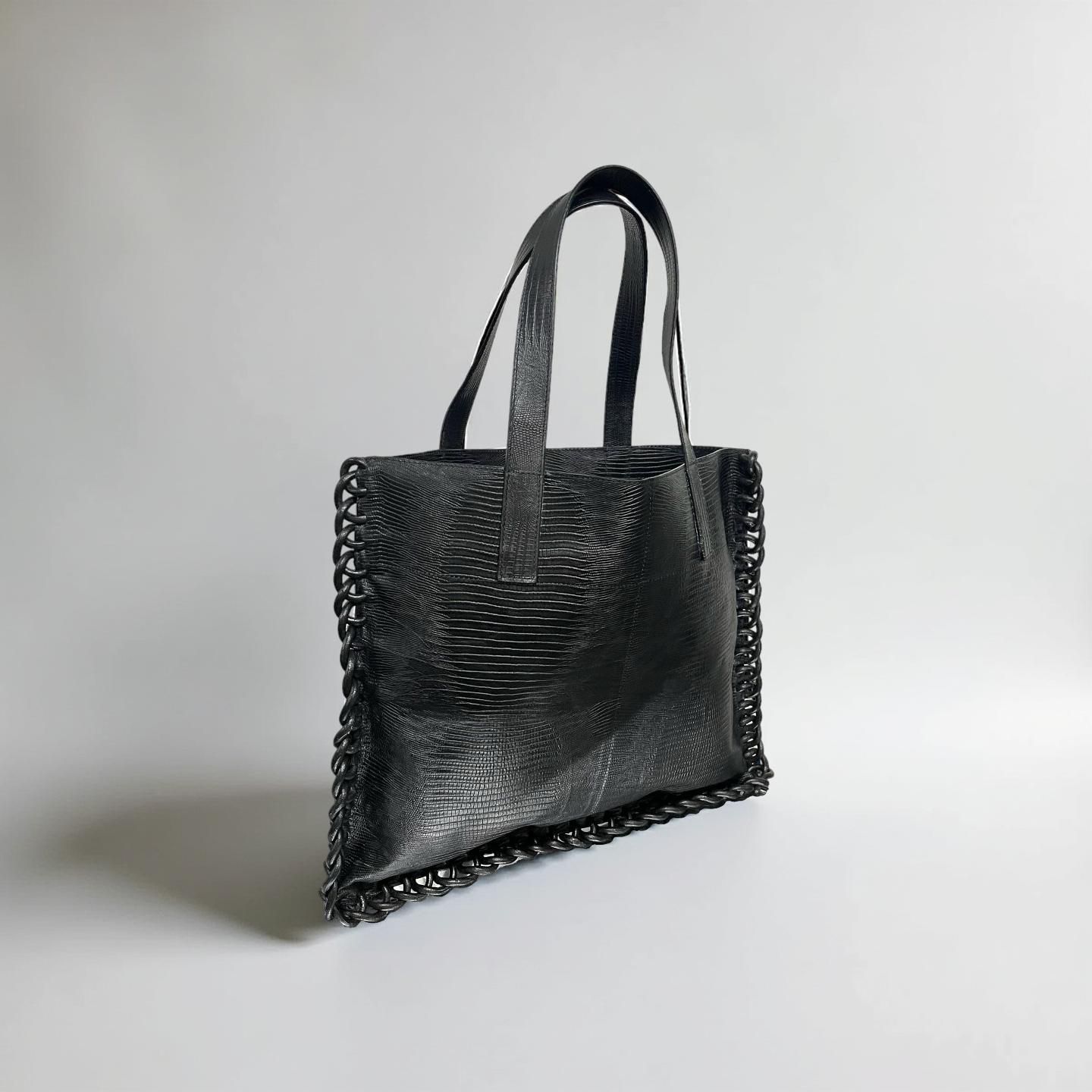CHANDRA 38 Tote