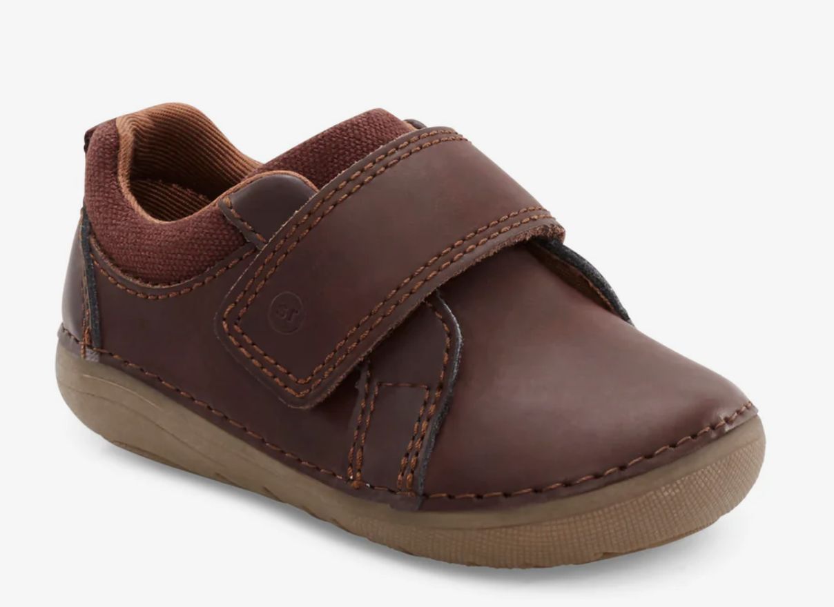 SM Jodie, Attribute 1: Brown, Attribute 2: 4, Attribute 3: M