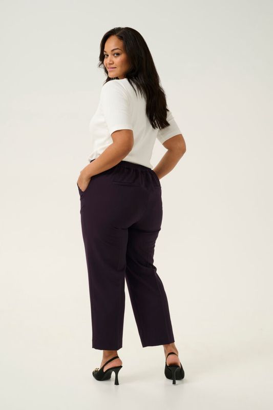 KCsakira Cropped Pants