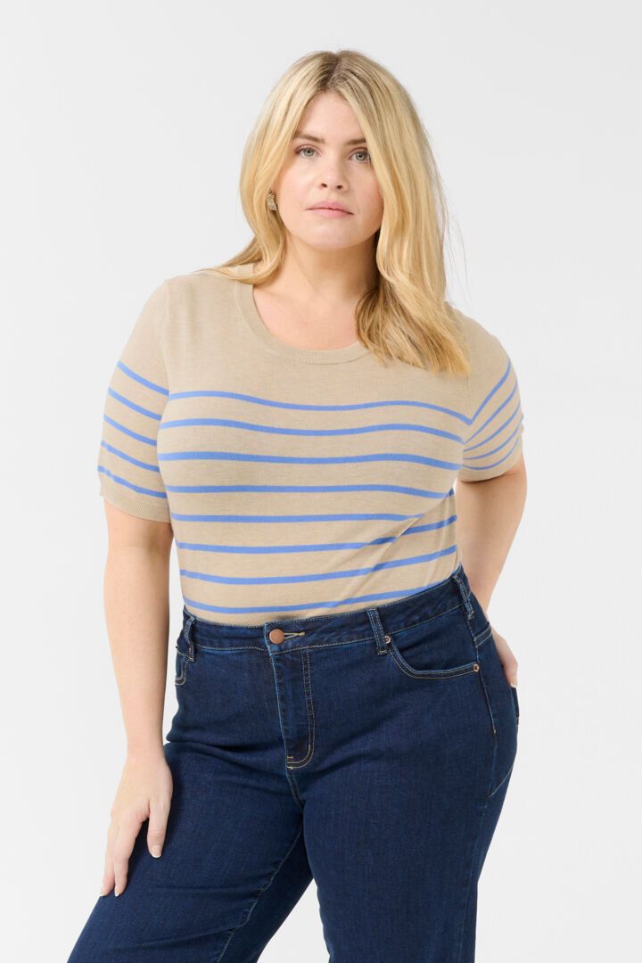 KClizzy striped pullover