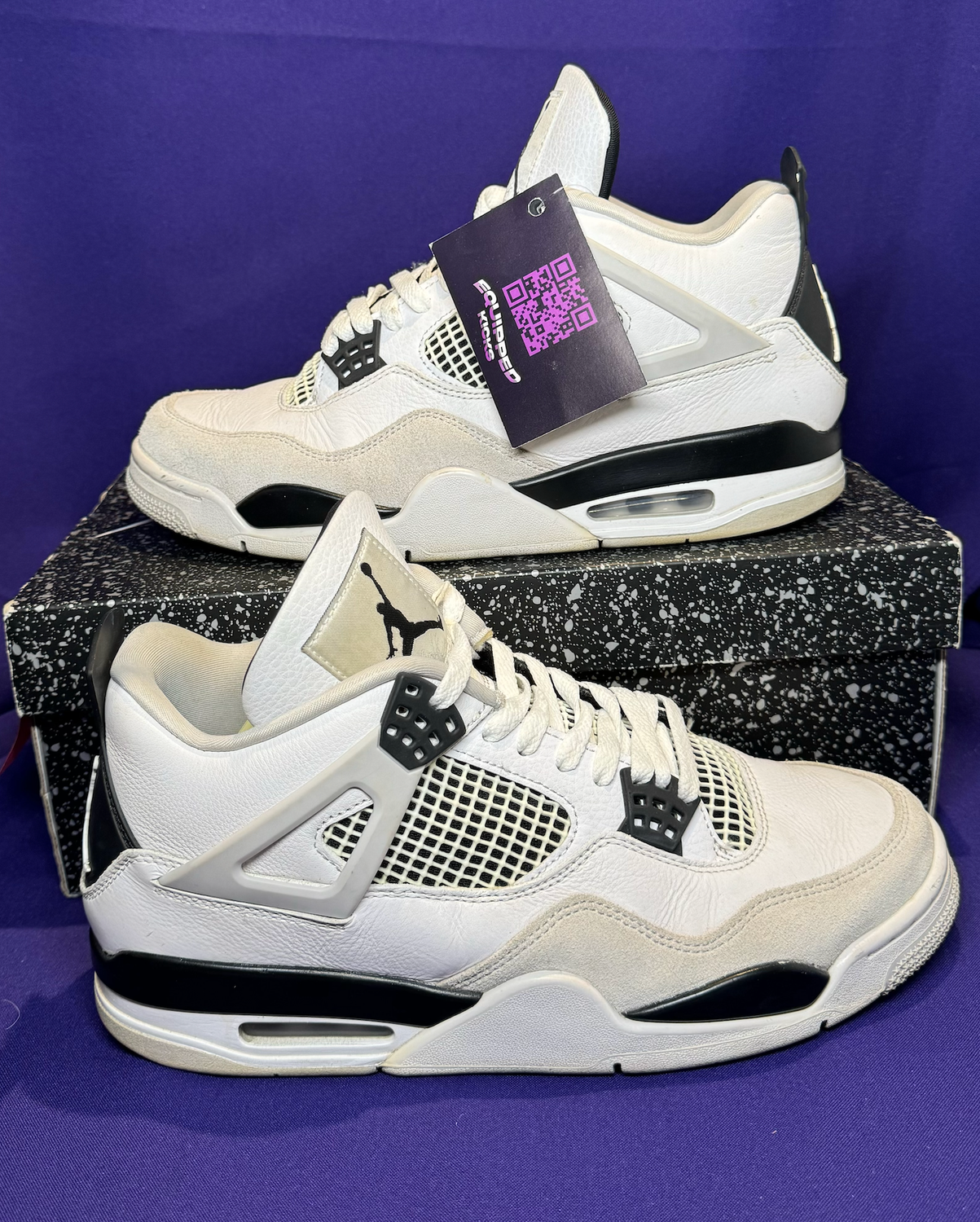 Jordan 4 Retro Military Blacks Size uk 9.5 (Pre-Loved)