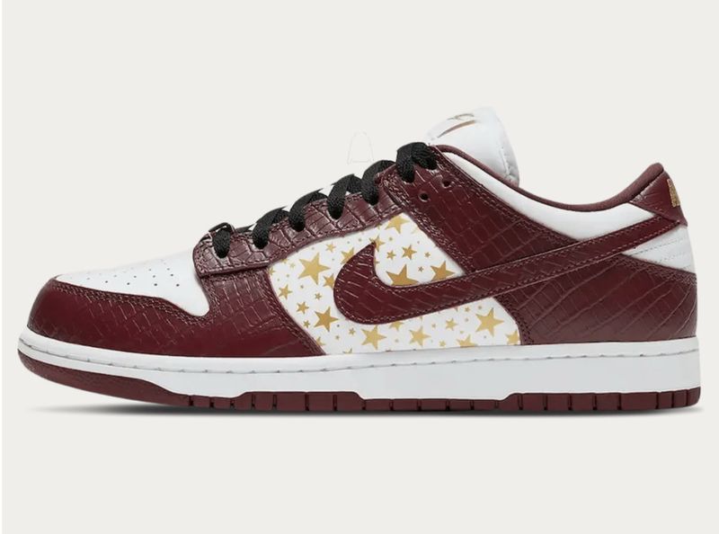Supreme x Nike Dunk Low OG SB QS 'Barkroot Brown'