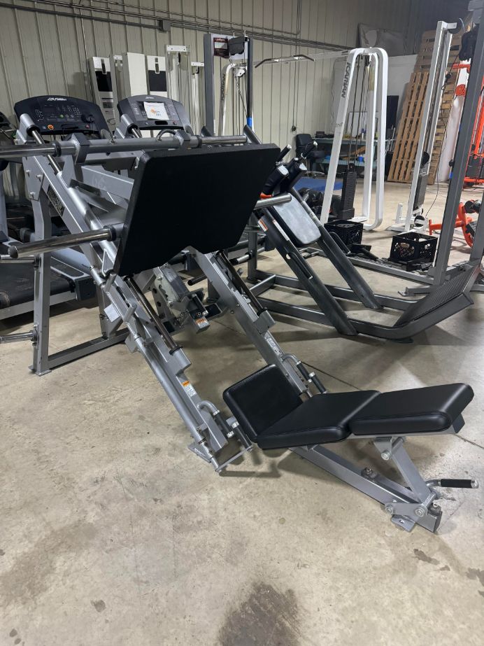 Hammer Strength Leg Press