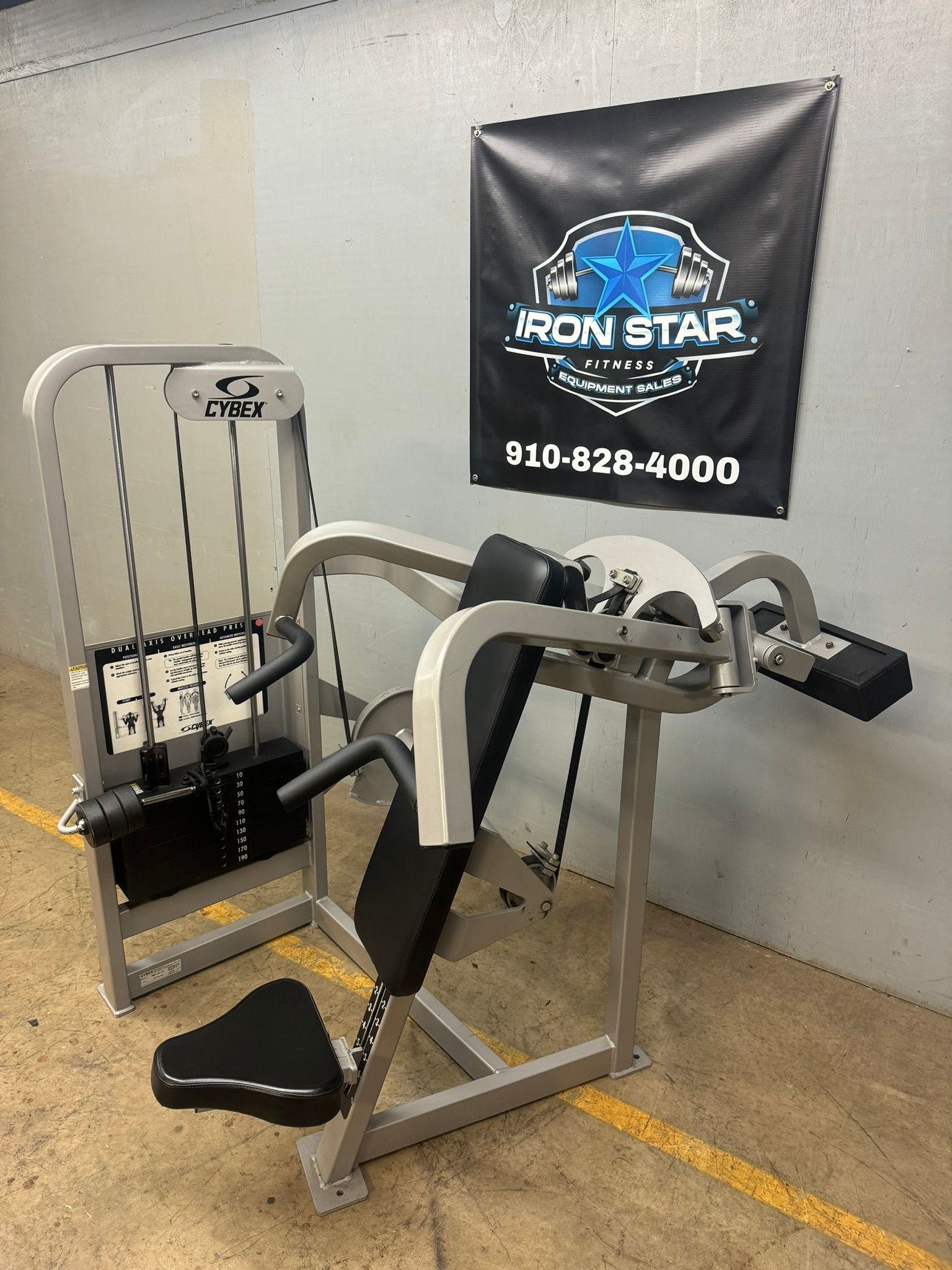 Cybex Shoulder Press
