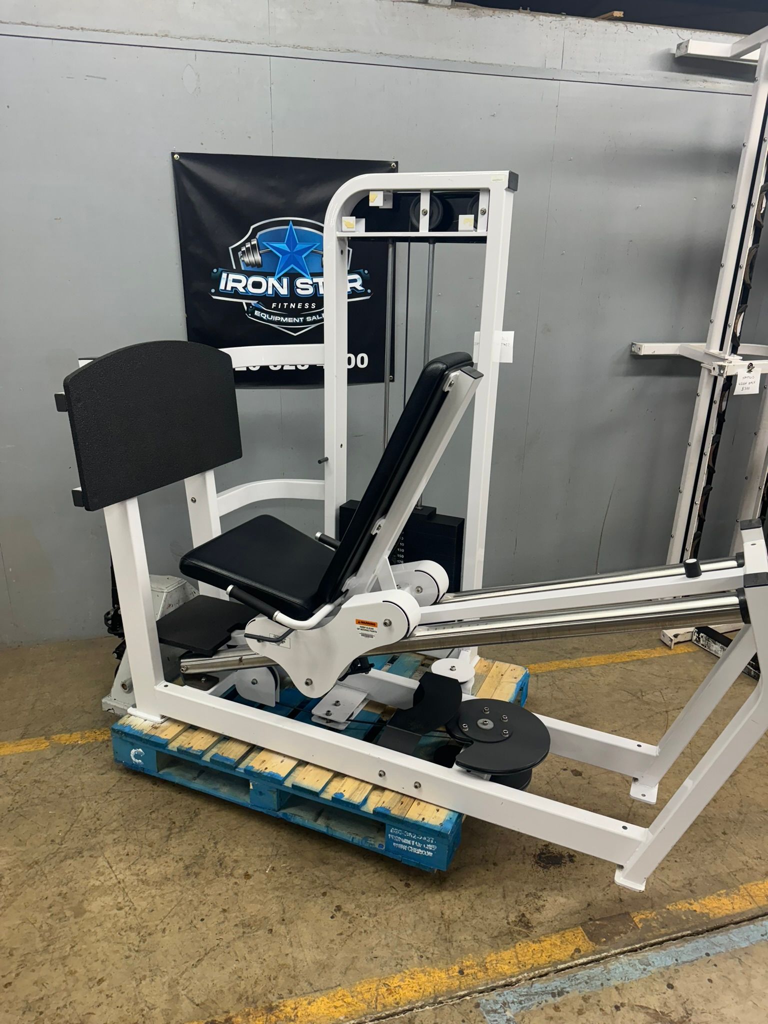 Life Fitness Pro2 Seated Leg Press