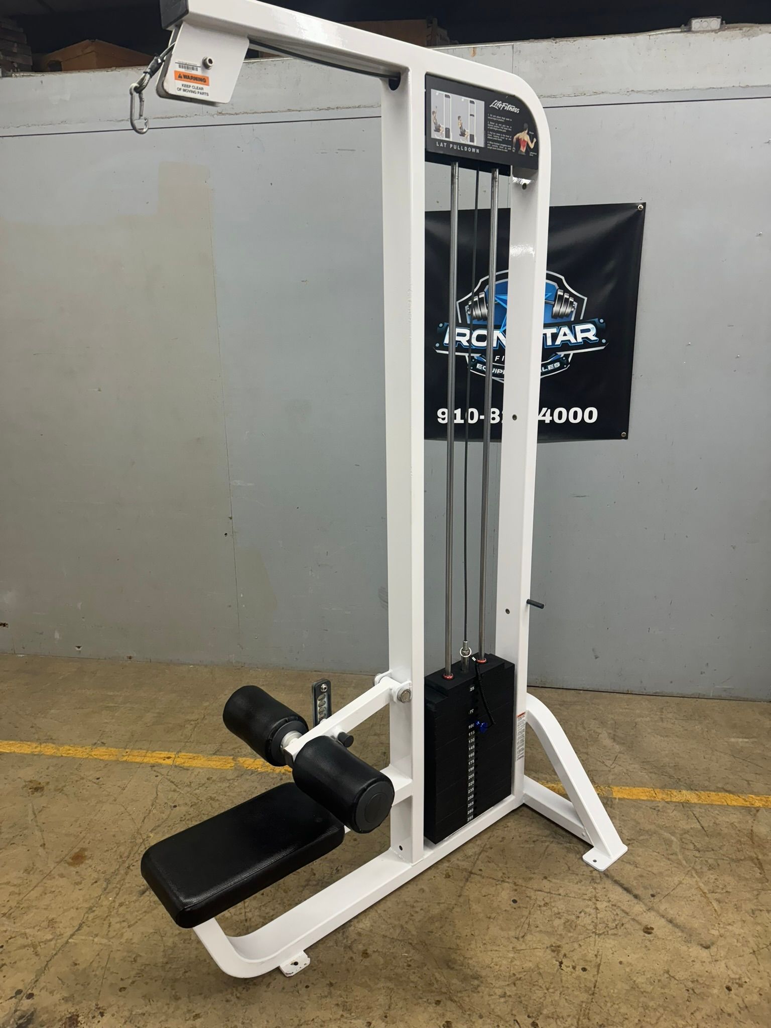 Life Fitness Pro2 Lat Pulldown