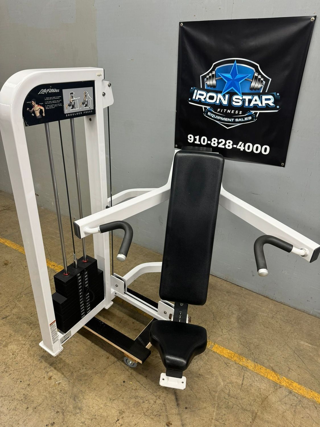 Life Fitness Pro2 Shoulder Press
