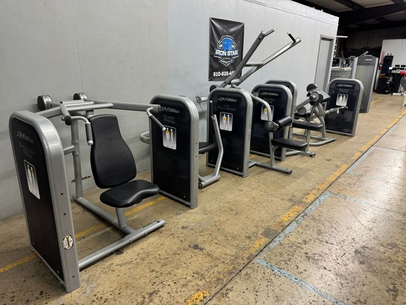 Life Fitness Circuit Series