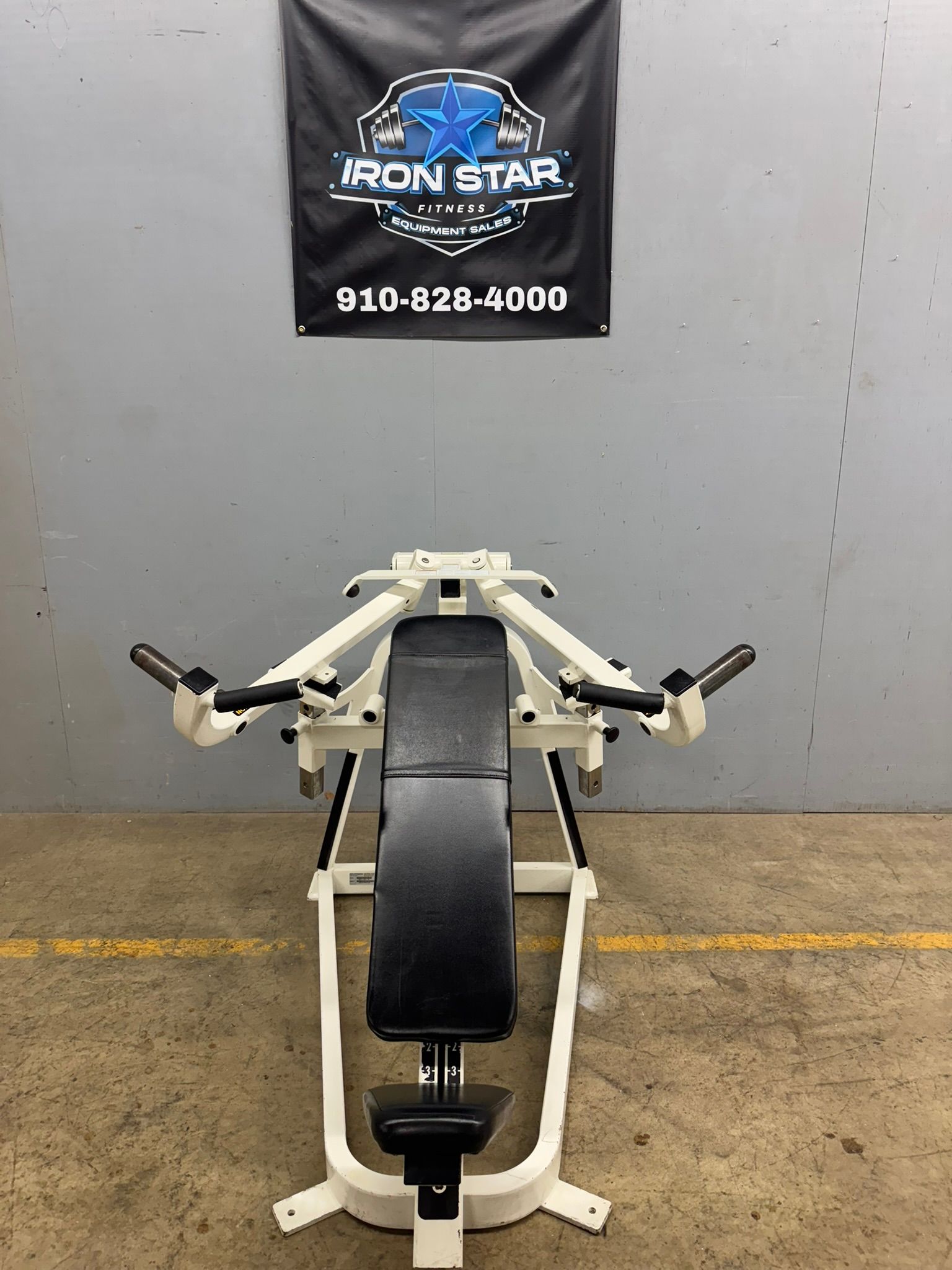 Cybex Advanced Incline Chest Press