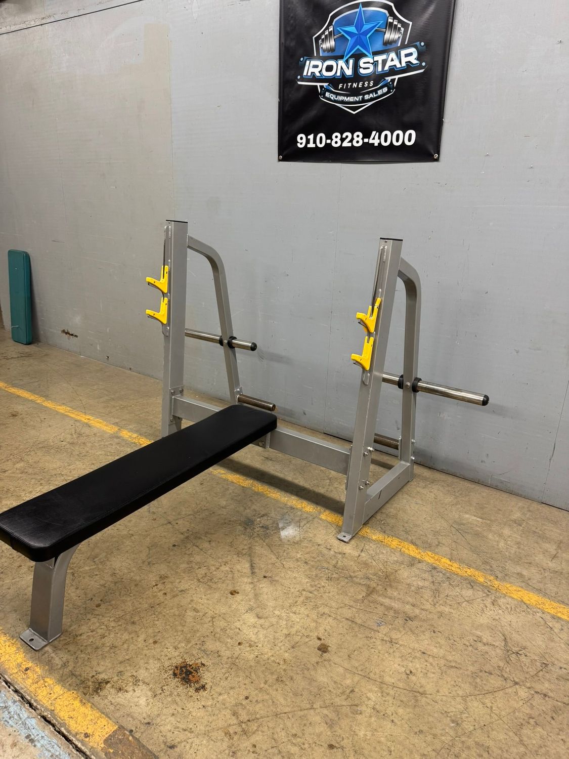 Olympic Flat Bench