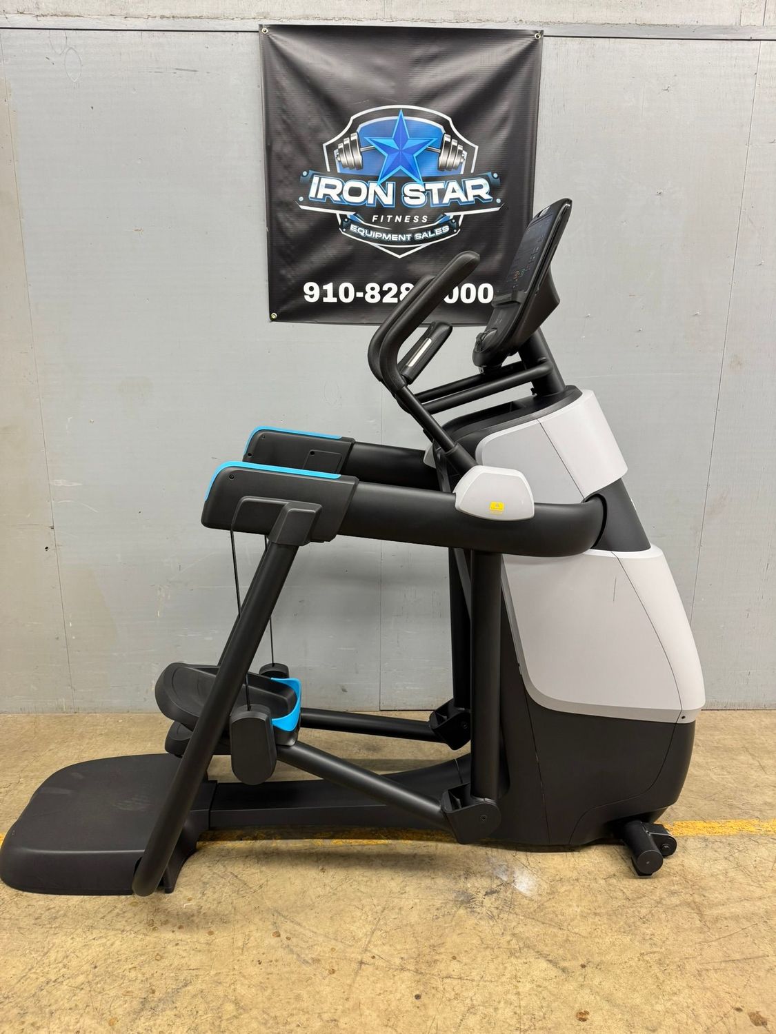 Precor AMT 2019