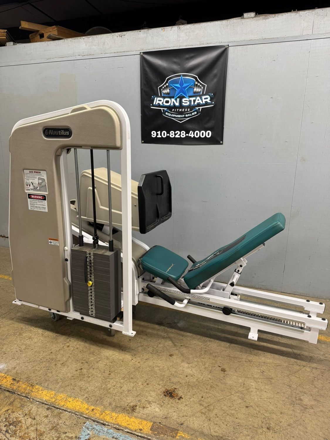 Nautilus 2ST Leg Press