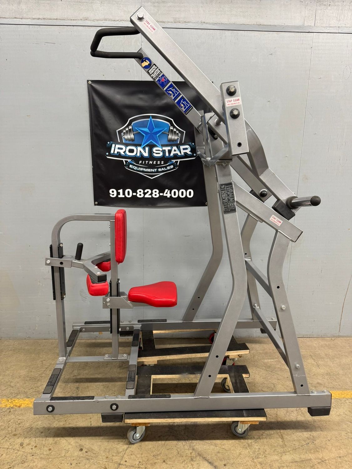 Hammer Strength ISO Lat Pulldown