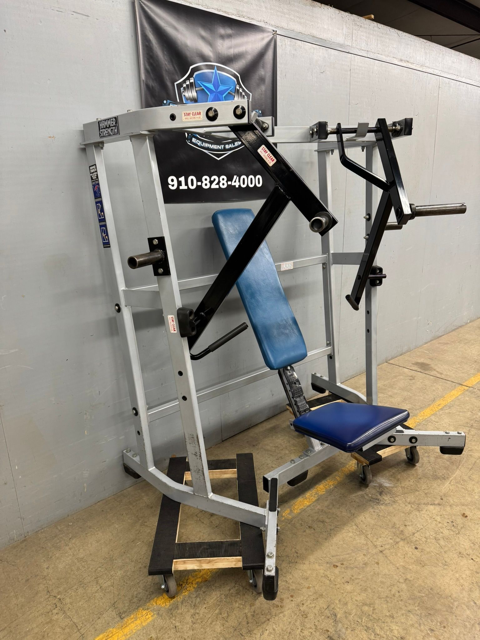 Hammer Strength ISO Lateral Wide Chest Press