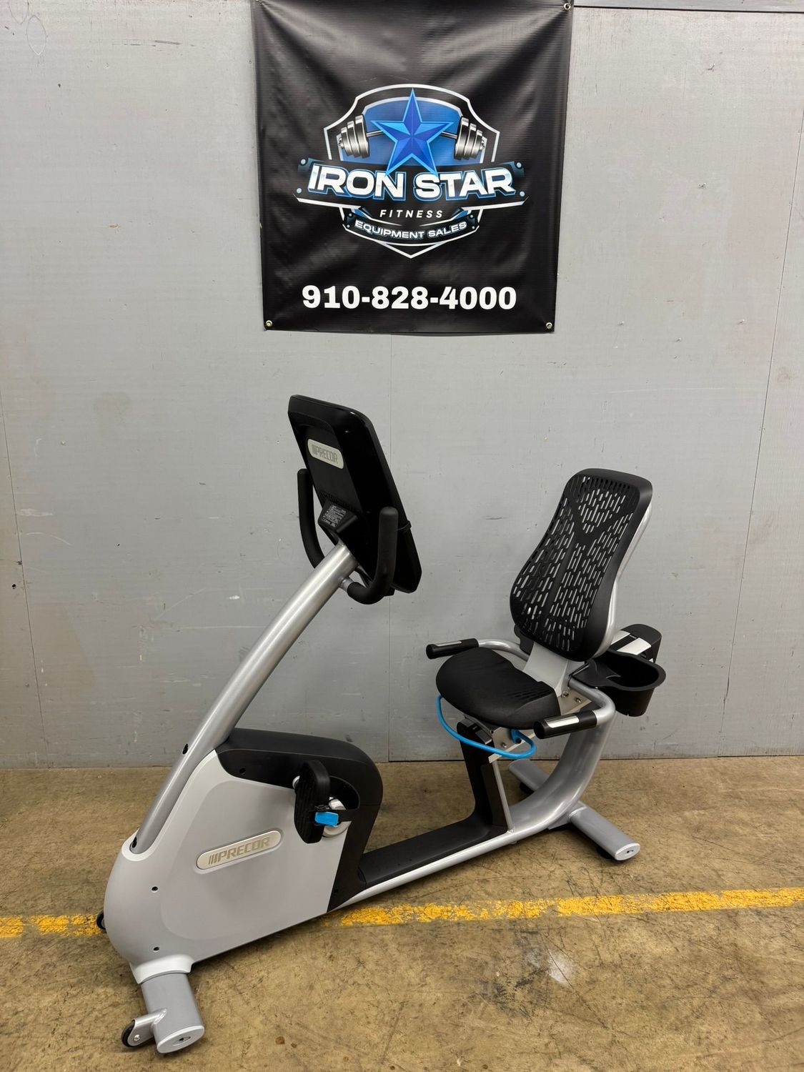 Precor Recumbent Bike