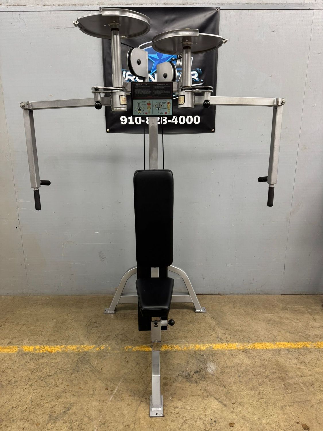 Life Fitness Pro1 Pec Deck Rear Delt Combo