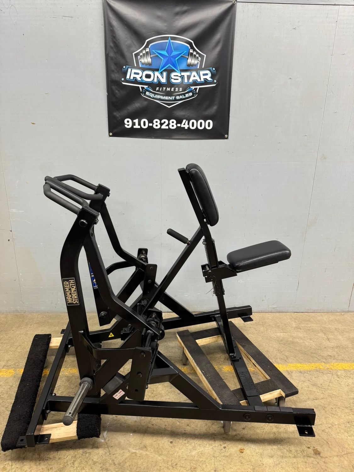 Hammer Strength ISO Row