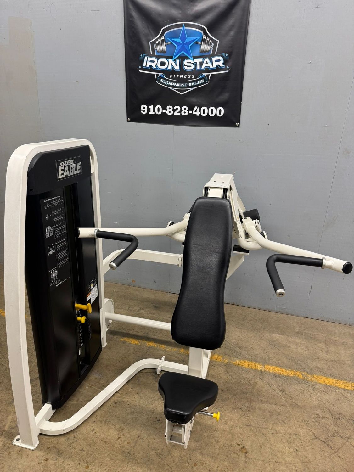 Cybex Eagle Shoulder Press