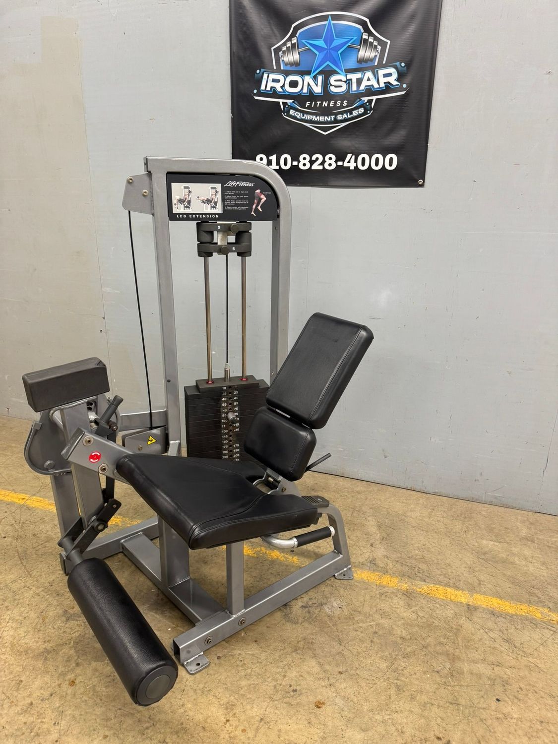Life Fitness Pro2 Leg Extension
