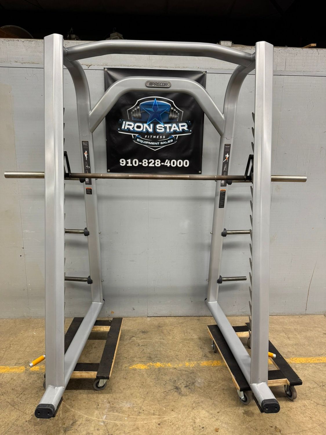 Precor Discovery Smaith Machine