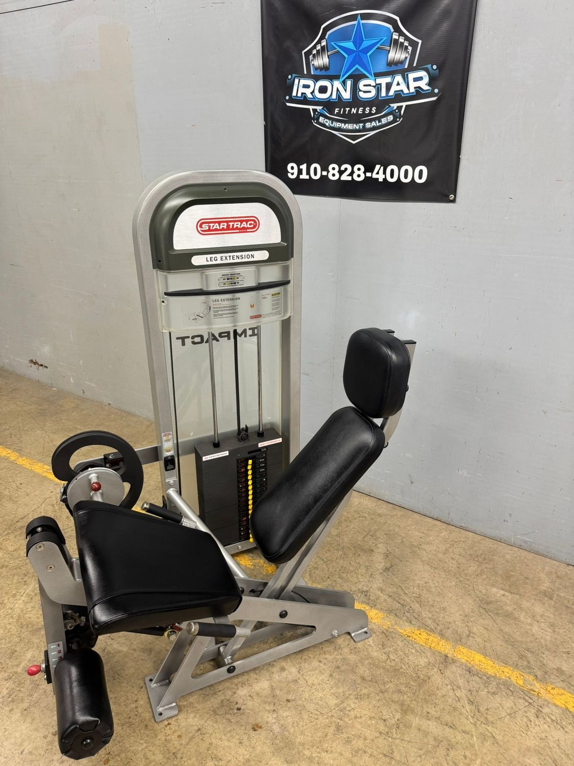 Flex Leg Extension By Star Trac