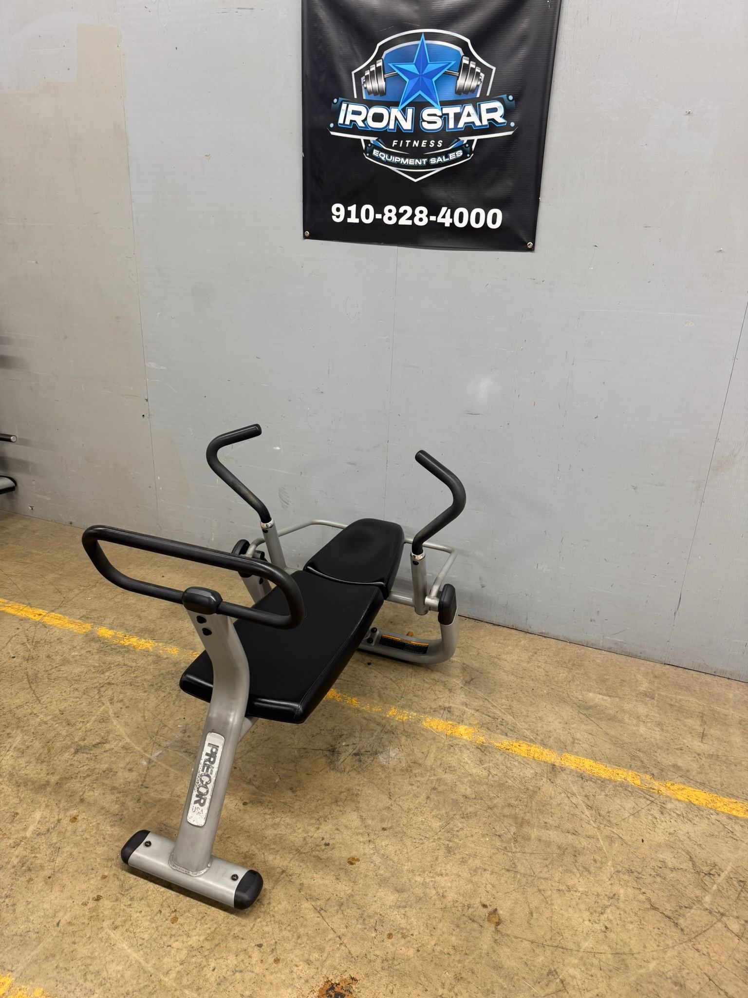 Precor Discovery Ab Crunch