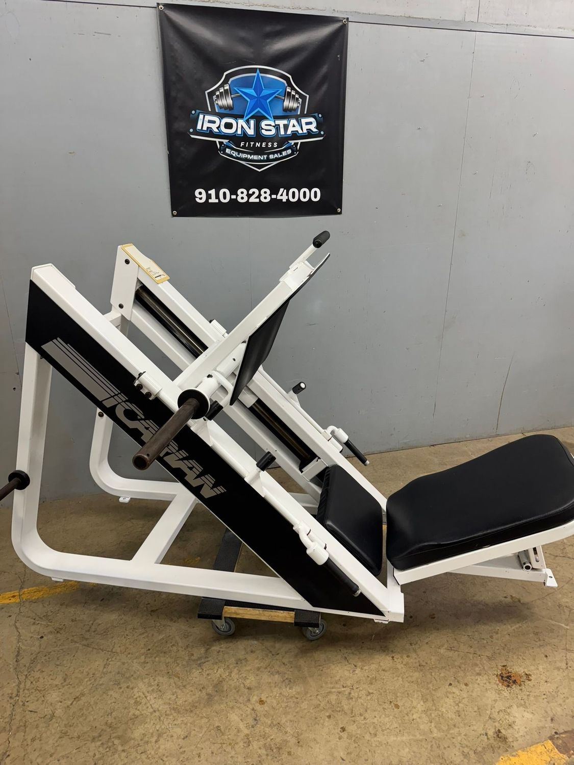 Icarian 45 Degree Leg Press